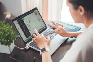 Gemini dans Gmail avec outils d’intelligence artificielle pour rédiger, résumer et gérer les e-mails