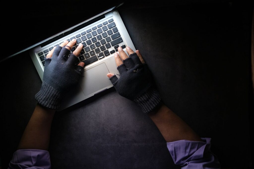 Rentrée sous tension : une cyberattaque estivale plonge 850 000 enseignants dans le chaos numérique