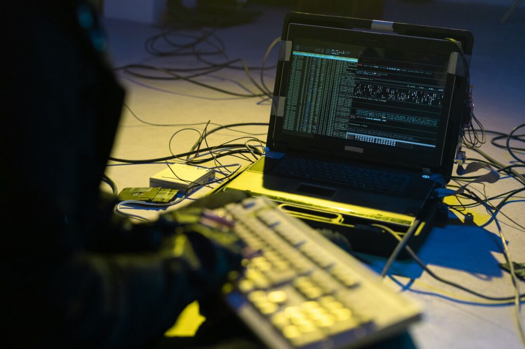 Impôts.gouv piraté : un expert en cybersécurité tire la sonnette d&rsquo;alarme sur la protection des données fiscales