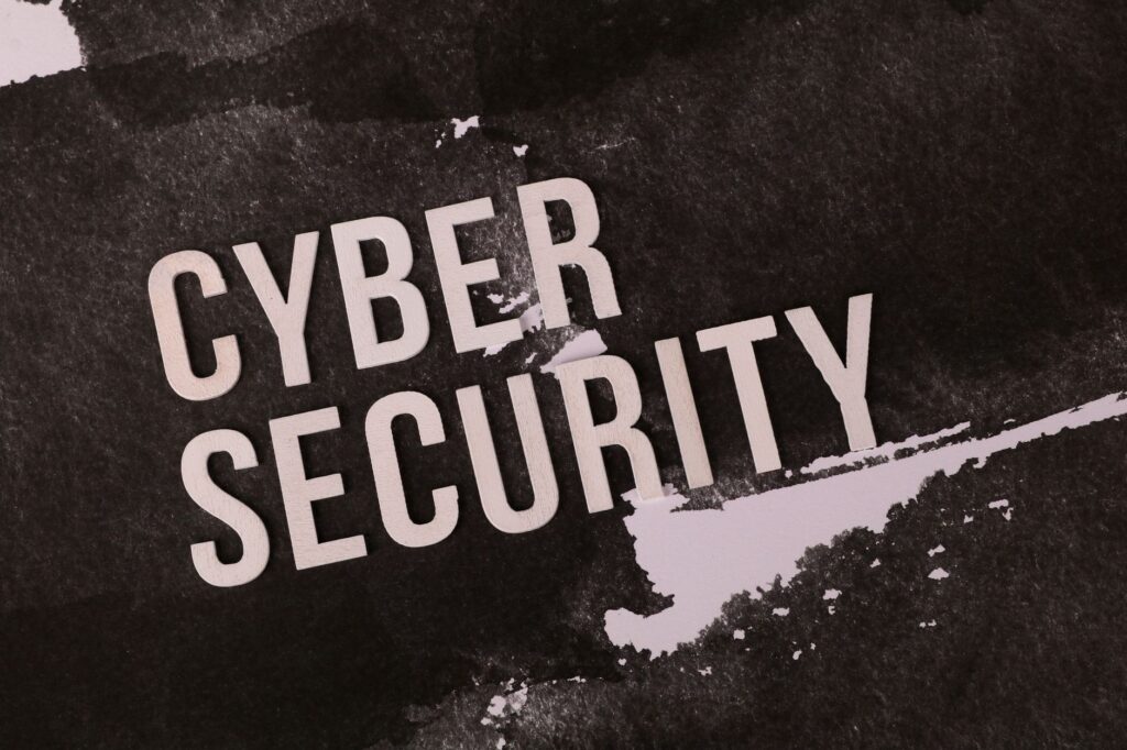 Cyberattaque contre la DGFiP : derrière la proposition de Lecornu, un vrai débat sur l'organisation de la cyberdéfense française